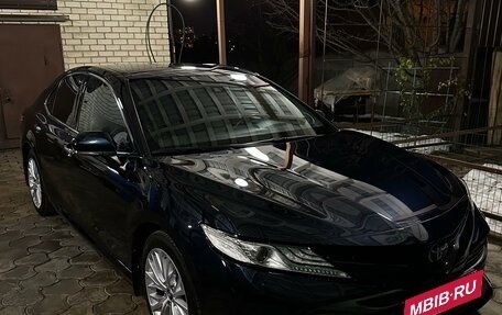Toyota Camry, 2019 год, 3 300 000 рублей, 3 фотография