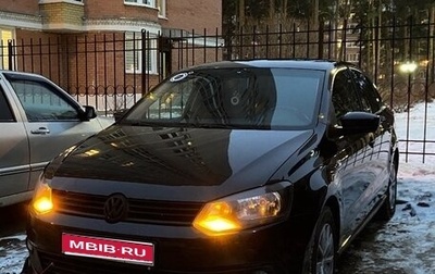 Volkswagen Polo VI (EU Market), 2013 год, 900 000 рублей, 1 фотография