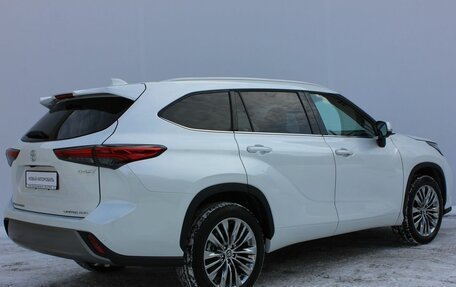 Toyota Highlander, 2024 год, 6 790 000 рублей, 5 фотография