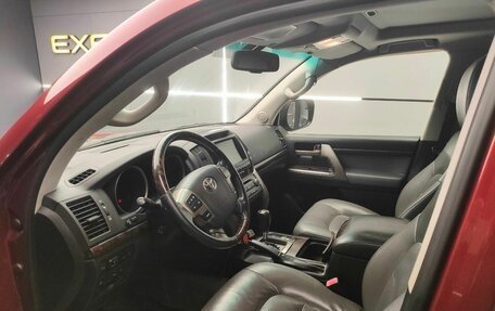 Toyota Land Cruiser 200, 2010 год, 3 744 000 рублей, 9 фотография