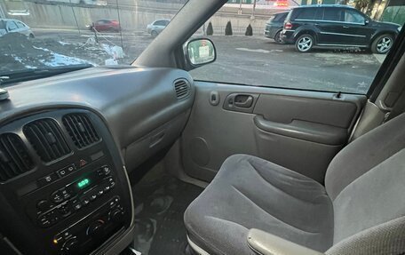 Chrysler Voyager IV, 2002 год, 425 000 рублей, 17 фотография