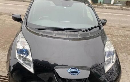 Nissan Leaf I, 2016 год, 1 050 000 рублей, 3 фотография