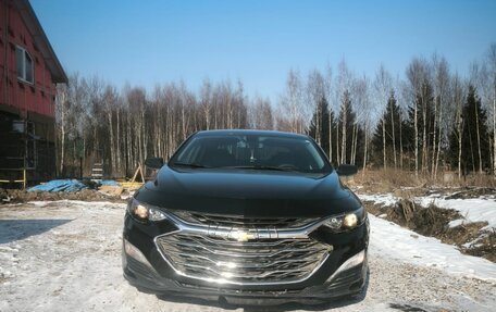 Chevrolet Malibu IX, 2019 год, 1 300 000 рублей, 2 фотография