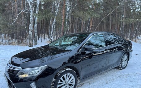 Toyota Camry, 2016 год, 2 300 000 рублей, 3 фотография