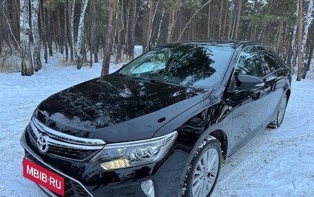 Toyota Camry, 2016 год, 2 300 000 рублей, 2 фотография