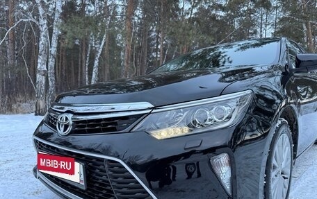 Toyota Camry, 2016 год, 2 300 000 рублей, 4 фотография