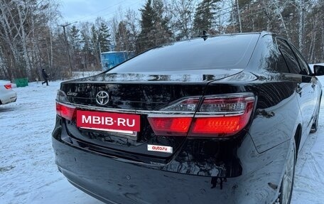 Toyota Camry, 2016 год, 2 300 000 рублей, 15 фотография