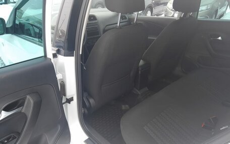 Volkswagen Polo VI (EU Market), 2016 год, 750 000 рублей, 11 фотография