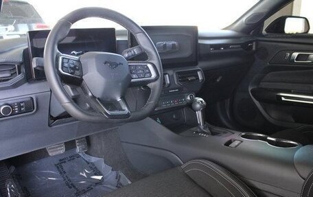 Ford Mustang, 2024 год, 6 087 017 рублей, 9 фотография