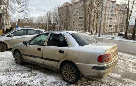 Mitsubishi Carisma I, 2003 год, 310 000 рублей, 3 фотография