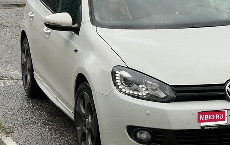 Volkswagen Golf VI, 2012 год, 1 400 000 рублей, 24 фотография