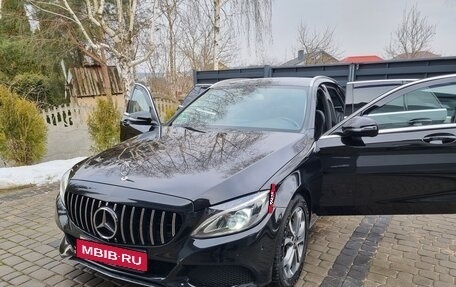 Mercedes-Benz C-Класс, 2018 год, 2 700 000 рублей, 20 фотография