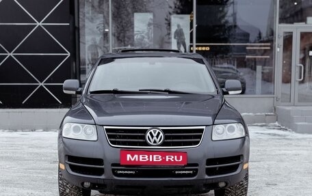 Volkswagen Touareg III, 2005 год, 950 000 рублей, 2 фотография