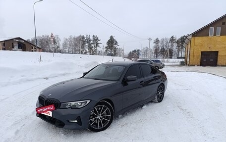 BMW 3 серия, 2020 год, 2 890 000 рублей, 15 фотография