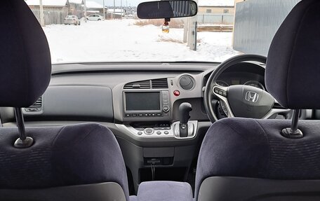 Honda Stream II, 2011 год, 1 365 000 рублей, 2 фотография