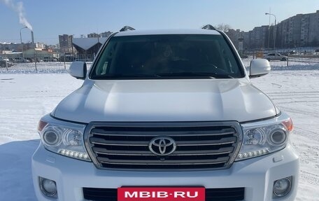 Toyota Land Cruiser 200, 2012 год, 3 900 000 рублей, 7 фотография