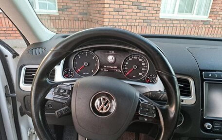 Volkswagen Touareg III, 2017 год, 3 550 000 рублей, 11 фотография