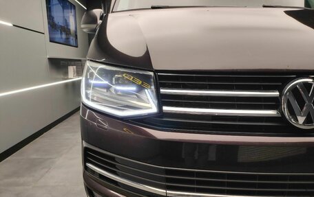 Volkswagen Caravelle T6 рестайлинг, 2017 год, 3 328 000 рублей, 20 фотография