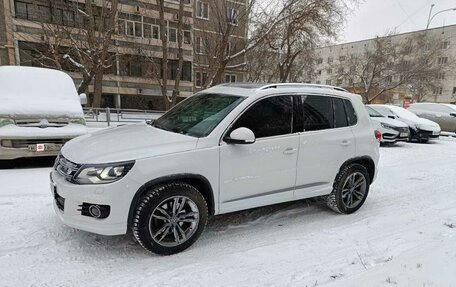 Volkswagen Tiguan I, 2013 год, 2 300 000 рублей, 3 фотография