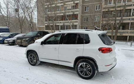 Volkswagen Tiguan I, 2013 год, 2 300 000 рублей, 2 фотография