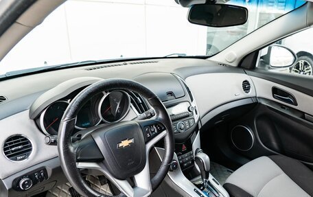 Chevrolet Cruze II, 2014 год, 990 000 рублей, 9 фотография
