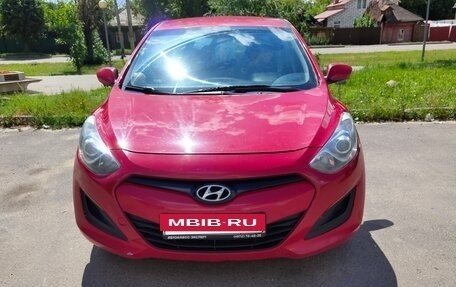 Hyundai i30 II рестайлинг, 2012 год, 870 000 рублей, 5 фотография