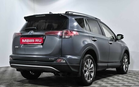 Toyota RAV4, 2018 год, 3 330 000 рублей, 5 фотография