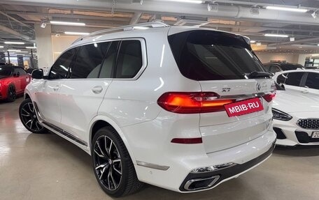 BMW X7, 2021 год, 8 750 000 рублей, 2 фотография