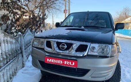 Nissan Terrano II рестайлинг, 2002 год, 570 000 рублей, 2 фотография