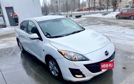 Mazda 3, 2011 год, 650 000 рублей, 2 фотография