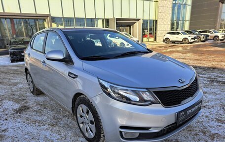 KIA Rio III рестайлинг, 2015 год, 1 100 000 рублей, 3 фотография
