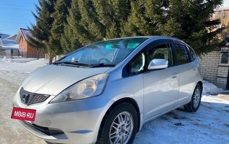 Honda Fit III, 2008 год, 550 000 рублей, 2 фотография