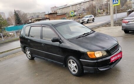 Toyota Ipsum II, 1999 год, 450 000 рублей, 30 фотография