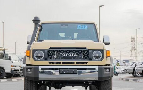 Toyota Land Cruiser 70, 2025 год, 11 300 000 рублей, 2 фотография