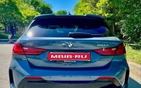 BMW 1 серия, 2019 год, 2 999 999 рублей, 2 фотография