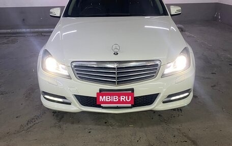 Mercedes-Benz C-Класс, 2011 год, 1 750 000 рублей, 11 фотография