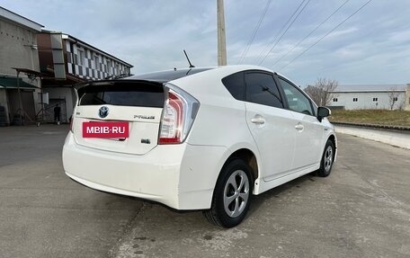 Toyota Prius, 2013 год, 1 435 000 рублей, 4 фотография