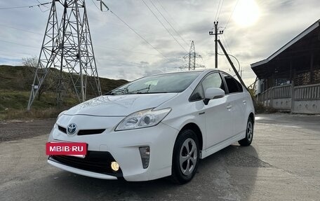 Toyota Prius, 2013 год, 1 435 000 рублей, 8 фотография