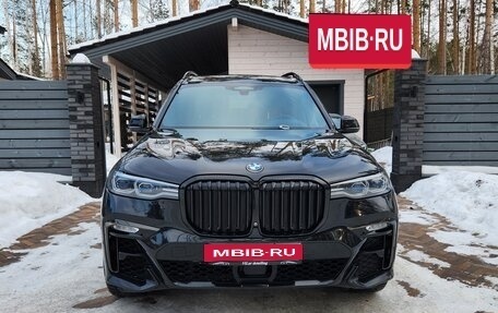 BMW X7, 2019 год, 9 000 000 рублей, 1 фотография