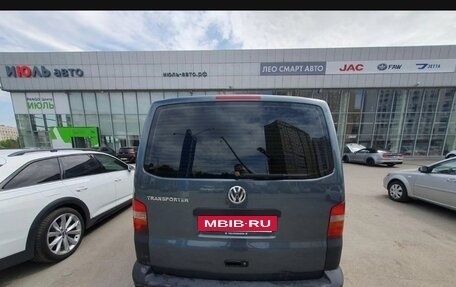 Volkswagen Transporter T5 рестайлинг, 2006 год, 1 080 000 рублей, 12 фотография