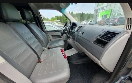 Volkswagen Transporter T5 рестайлинг, 2006 год, 1 080 000 рублей, 21 фотография