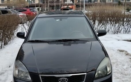 KIA Rio II, 2011 год, 700 000 рублей, 2 фотография