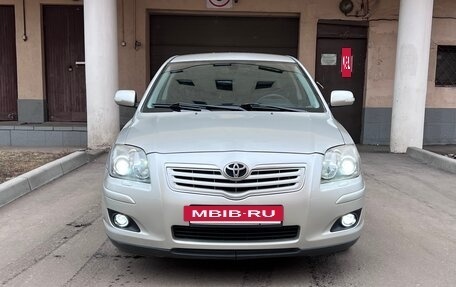 Toyota Avensis III рестайлинг, 2007 год, 800 000 рублей, 3 фотография