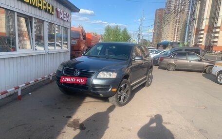 Volkswagen Touareg III, 2005 год, 900 000 рублей, 3 фотография