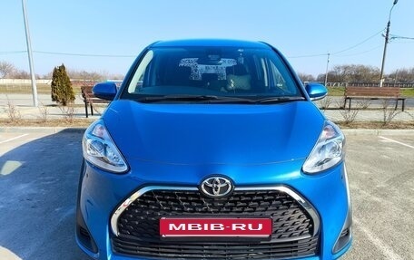 Toyota Sienta II, 2019 год, 1 650 000 рублей, 3 фотография