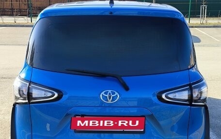 Toyota Sienta II, 2019 год, 1 650 000 рублей, 8 фотография