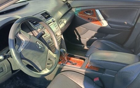 Toyota Camry, 2011 год, 1 390 000 рублей, 1 фотография