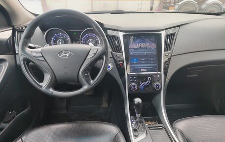 Hyundai Sonata VI, 2010 год, 1 199 000 рублей, 13 фотография