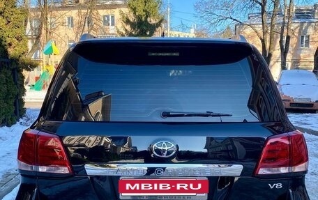 Toyota Land Cruiser 200, 2014 год, 4 850 000 рублей, 3 фотография