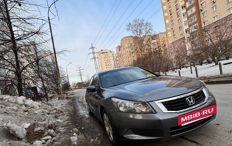 Honda Accord VIII рестайлинг, 2007 год, 1 000 000 рублей, 3 фотография